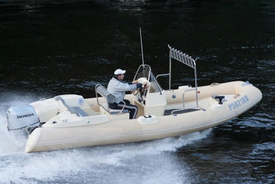 Лодка РИБ Skylark T570