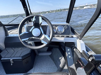 Моторная лодка Realcraft 470 NS NEO