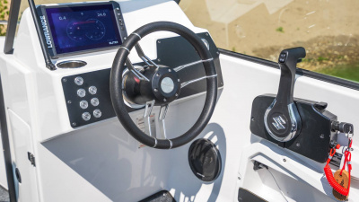 Комбинированная лодка Victory 570 Open